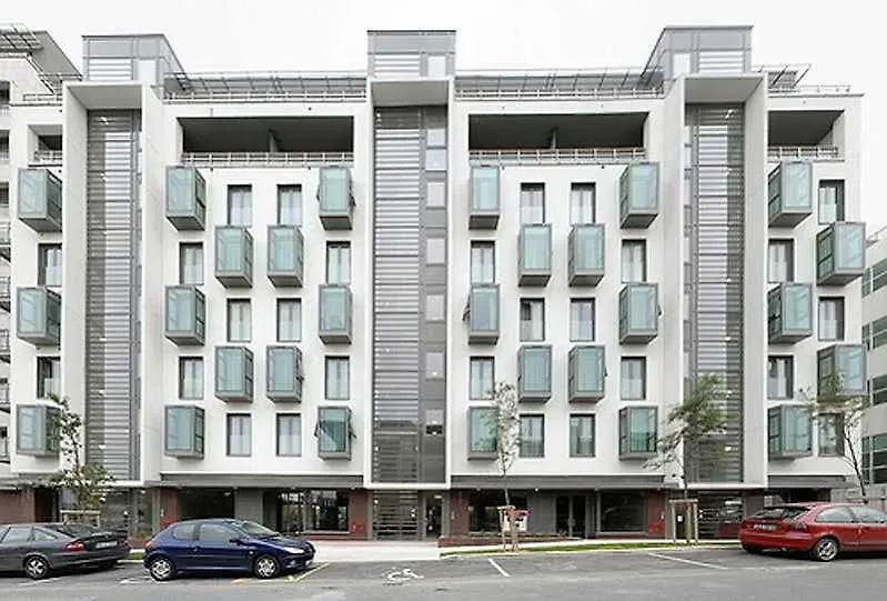 Premier Suites Dublin Sandyford Goatstown
